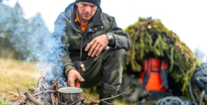 Peralatan wajib untuk petualangan outdoor yang aman